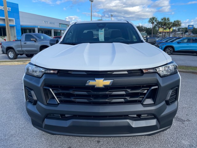 new 2024 Chevrolet Colorado car, priced at $31,395