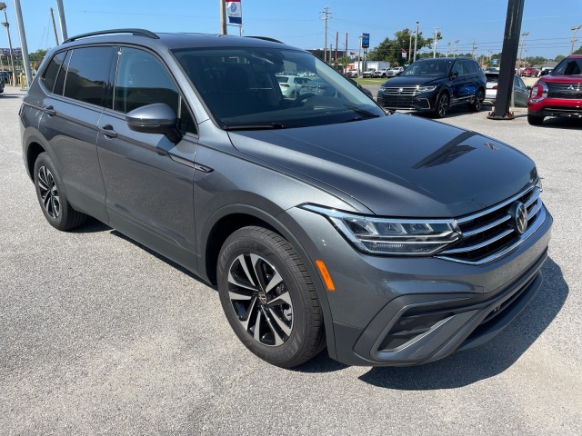 new 2024 Volkswagen Tiguan car, priced at $28,399