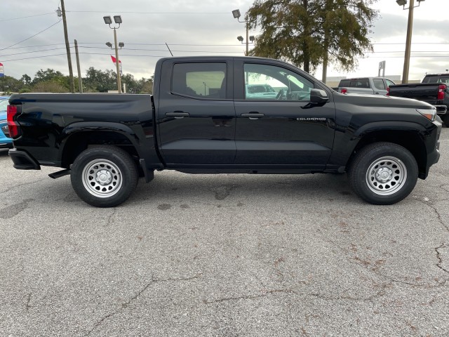 new 2024 Chevrolet Colorado car, priced at $33,635