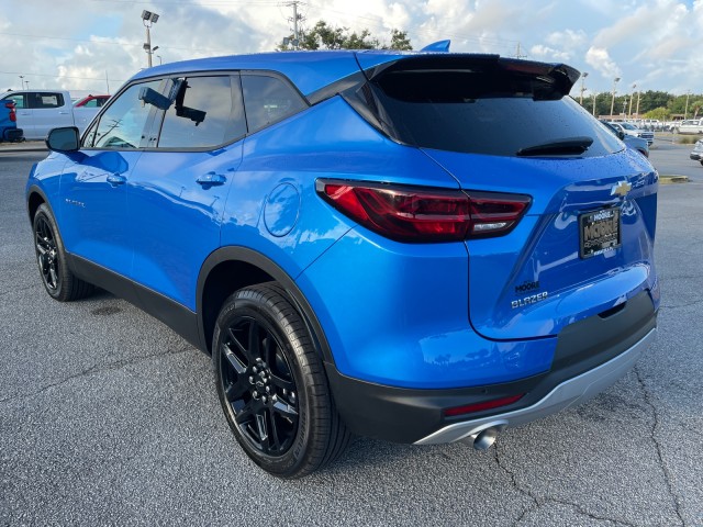 new 2025 Chevrolet Blazer car, priced at $38,585