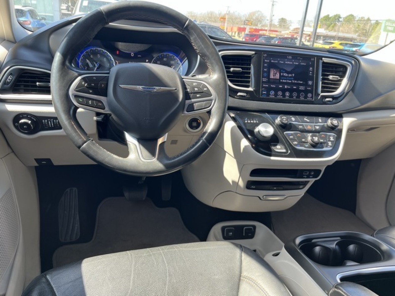 used 2020 Chrysler Pacifica car, priced at $21,043