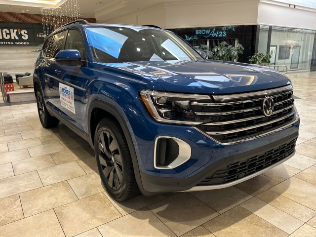 new 2025 Volkswagen Atlas car, priced at $44,299