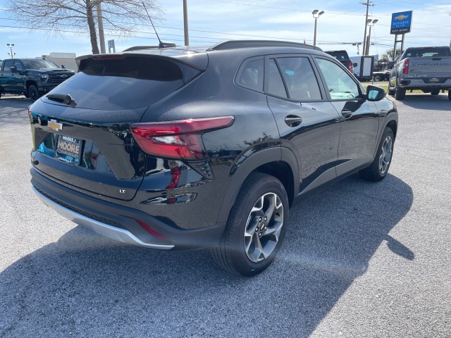 used 2025 Chevrolet Trax car, priced at $25,995