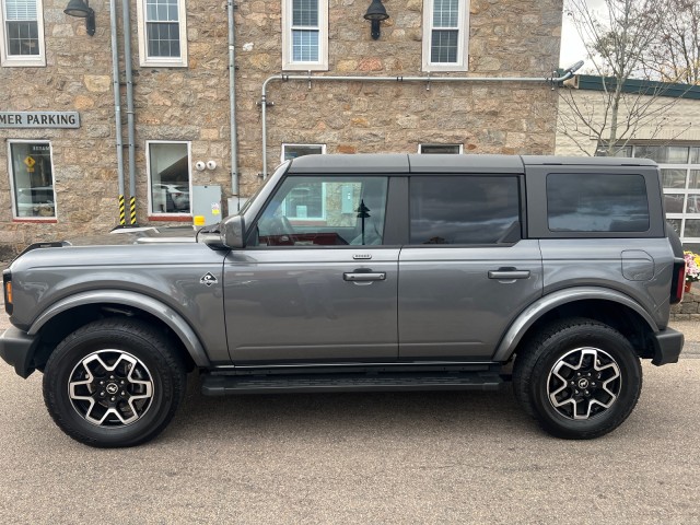 used 2022 Ford Bronco car, priced at $39,988