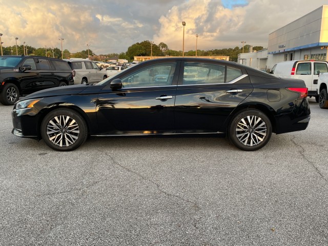 used 2024 Nissan Altima car, priced at $24,995