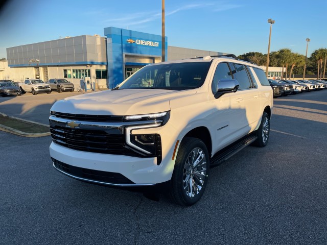 new 2025 Chevrolet Suburban car, priced at $68,640