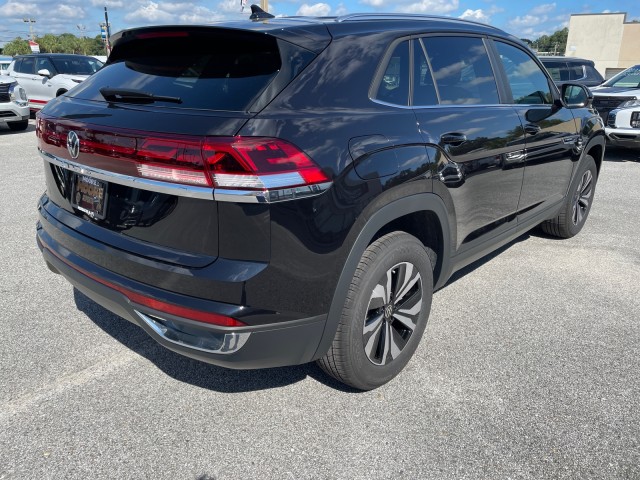 new 2024 Volkswagen Atlas Cross Sport car, priced at $36,199