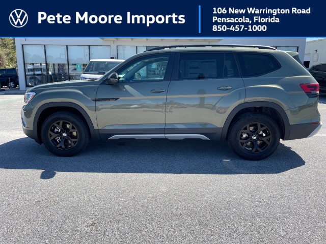 new 2025 Volkswagen Atlas car, priced at $48,656