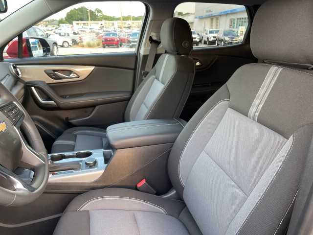 new 2024 Chevrolet Blazer car, priced at $39,205