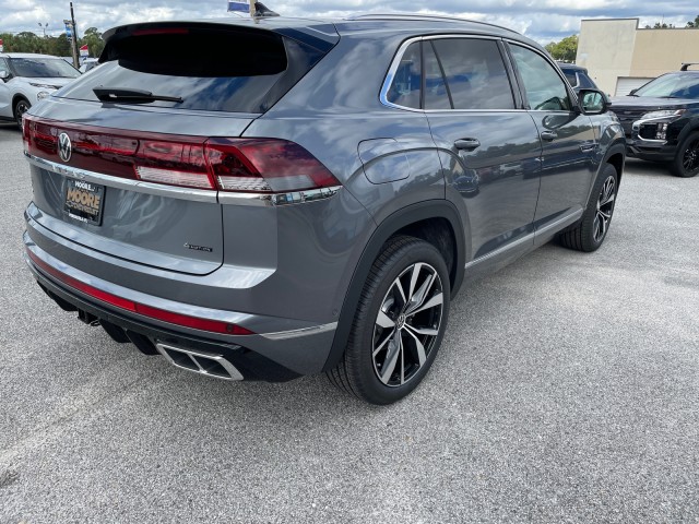 new 2025 Volkswagen Atlas Cross Sport car, priced at $52,599