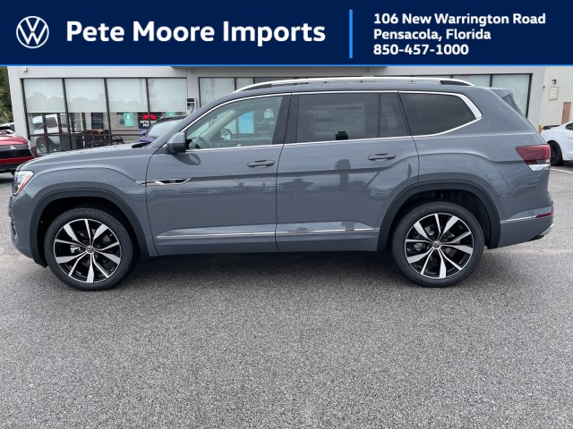new 2025 Volkswagen Atlas car, priced at $53,796