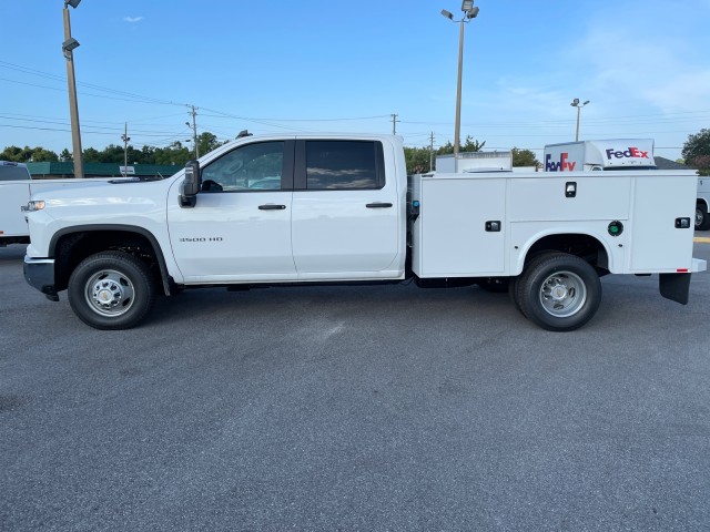 new 2024 Chevrolet Silverado 3500HD CC car, priced at $64,793