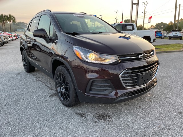 used 2022 Chevrolet Trax car, priced at $22,995