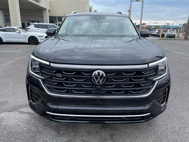 new 2025 Volkswagen Atlas car, priced at $56,536