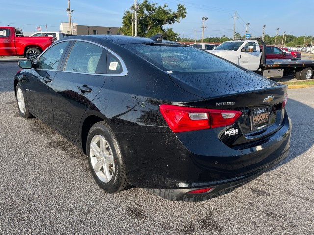 used 2022 Chevrolet Malibu car, priced at $19,995