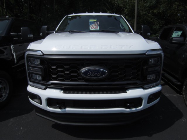 new 2024 Ford F-250 car, priced at $61,930