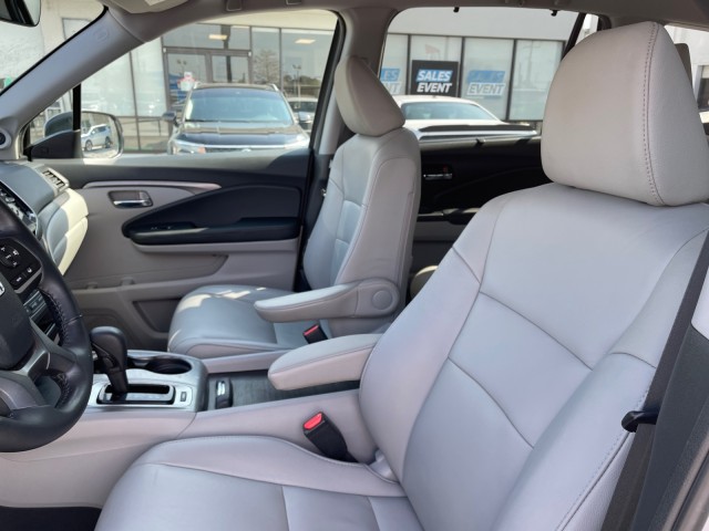 used 2020 Honda Pilot car, priced at $22,995