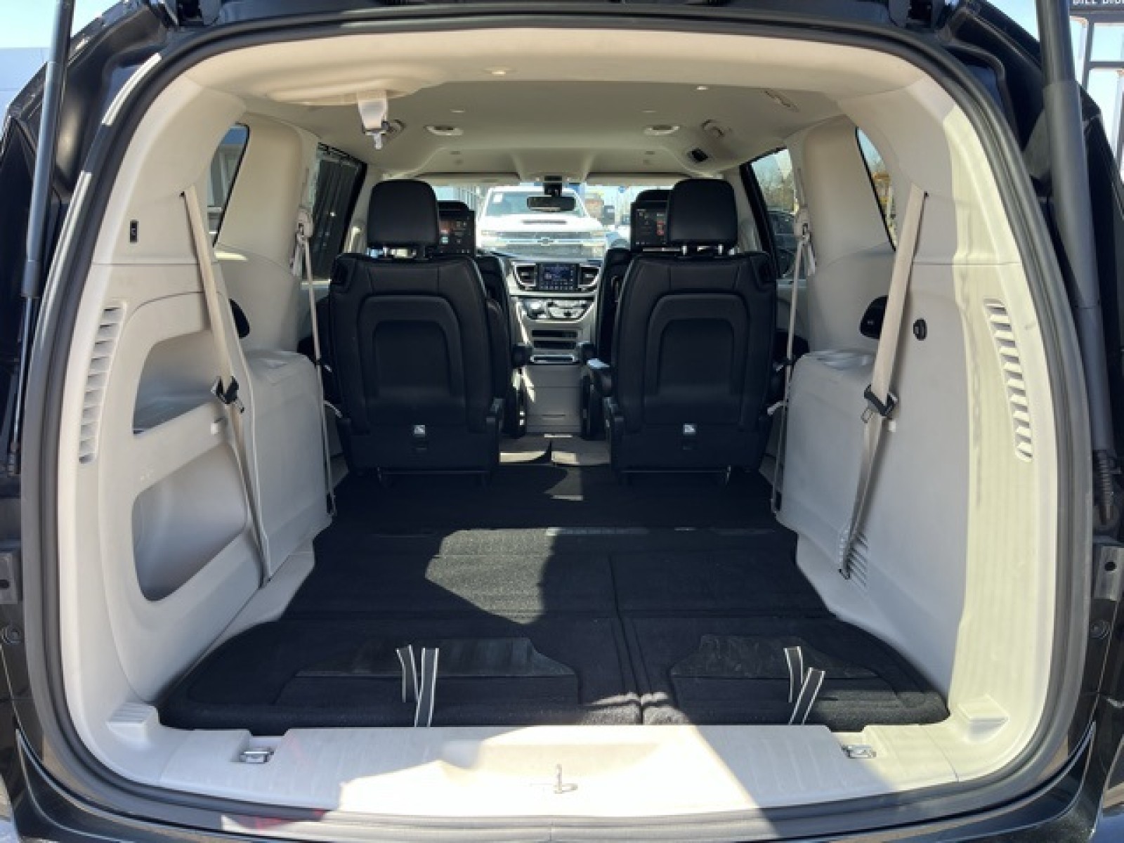 used 2020 Chrysler Pacifica car, priced at $21,043