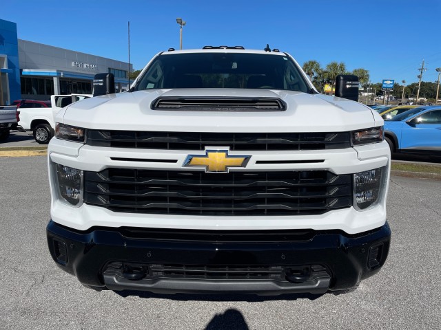 new 2025 Chevrolet Silverado 2500HD car, priced at $58,000