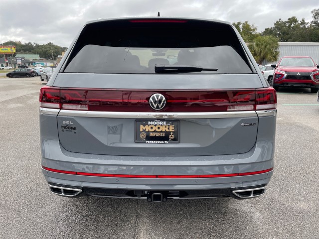 new 2025 Volkswagen Atlas car, priced at $53,796