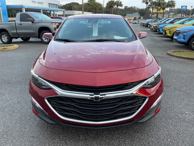 new 2025 Chevrolet Malibu car, priced at $29,030