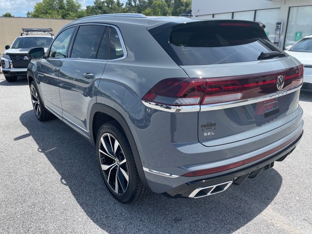 new 2024 Volkswagen Atlas Cross Sport car, priced at $50,699