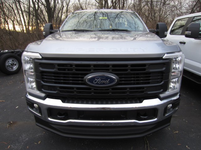 new 2024 Ford F-250 car, priced at $50,737