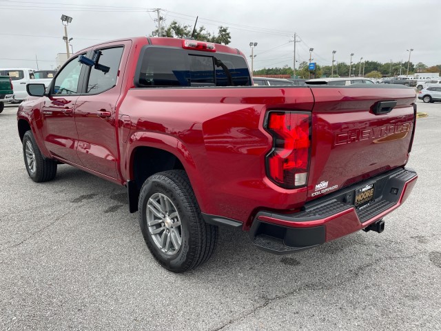 new 2024 Chevrolet Colorado car, priced at $37,800