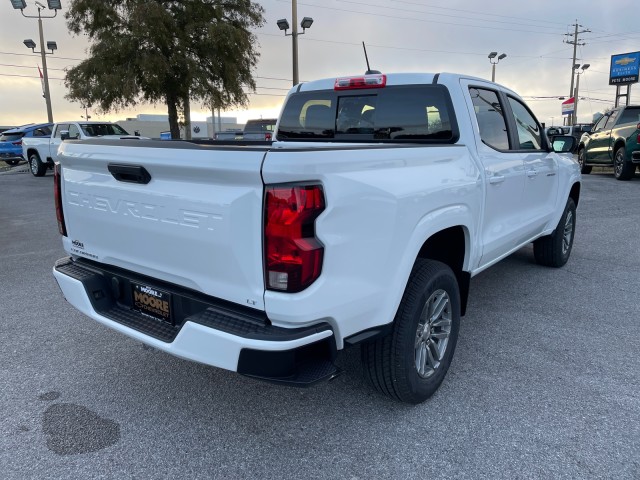 new 2024 Chevrolet Colorado car, priced at $35,065