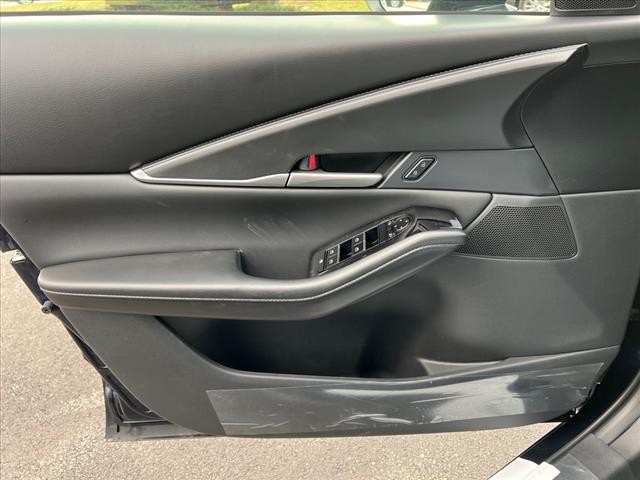 new 2025 Mazda CX-30 car