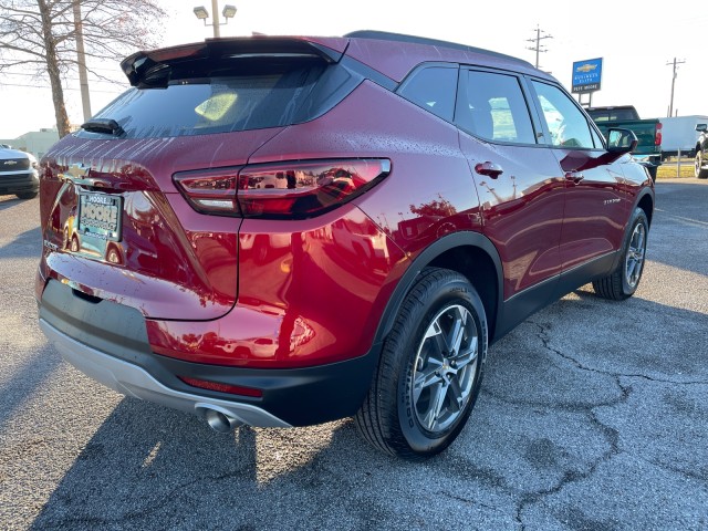 new 2025 Chevrolet Blazer car, priced at $38,515