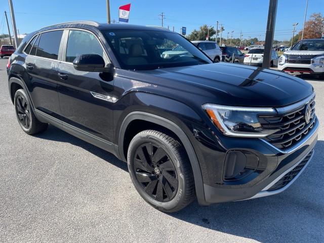 new 2025 Volkswagen Atlas Cross Sport car, priced at $43,439