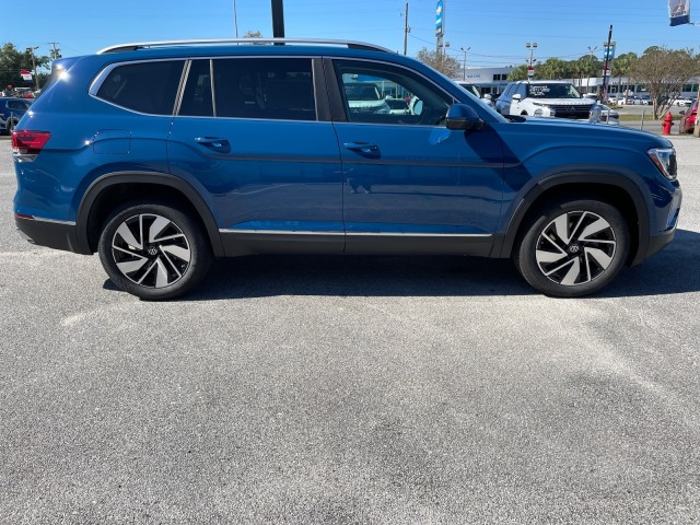 new 2025 Volkswagen Atlas car, priced at $48,999