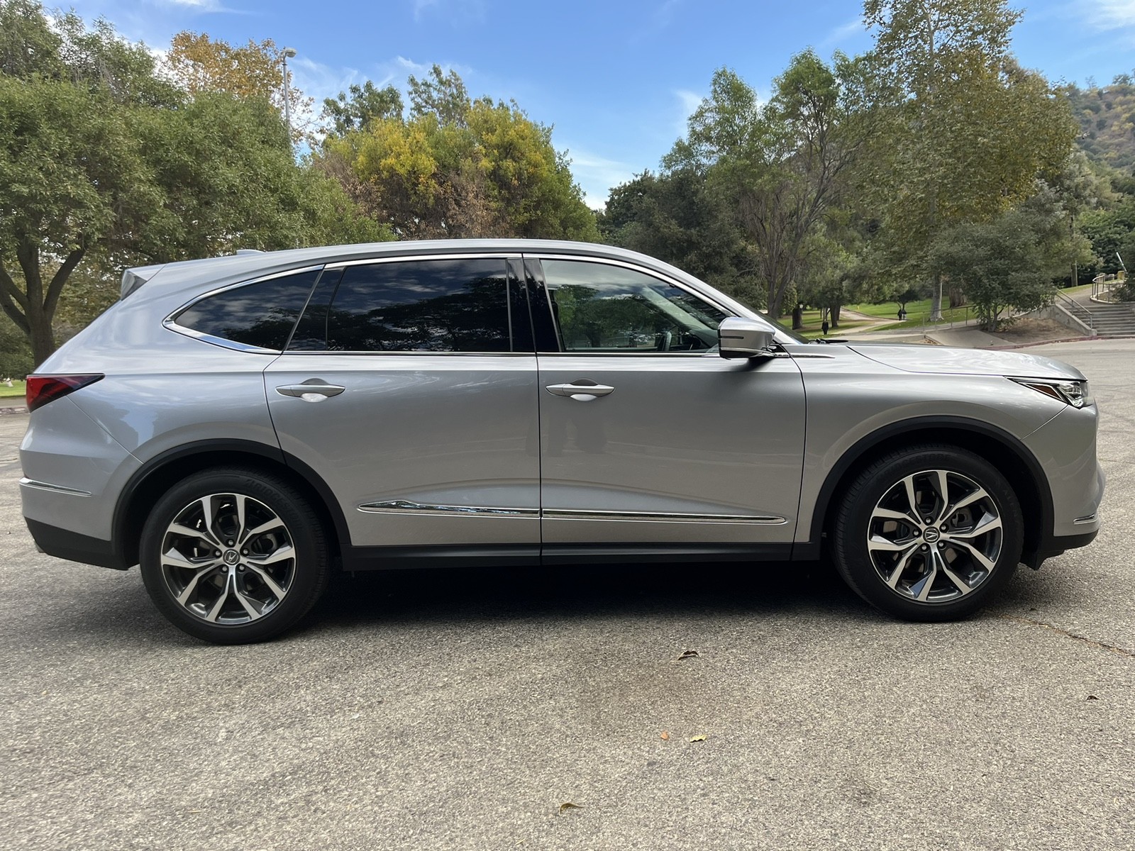 used 2022 Acura MDX car, priced at $37,488