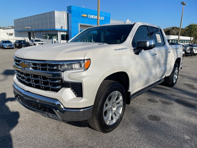 new 2025 Chevrolet Silverado 1500 car, priced at $68,825