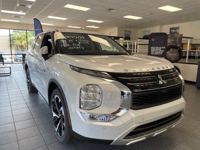 new 2024 Mitsubishi Outlander PHEV car, priced at $48,325