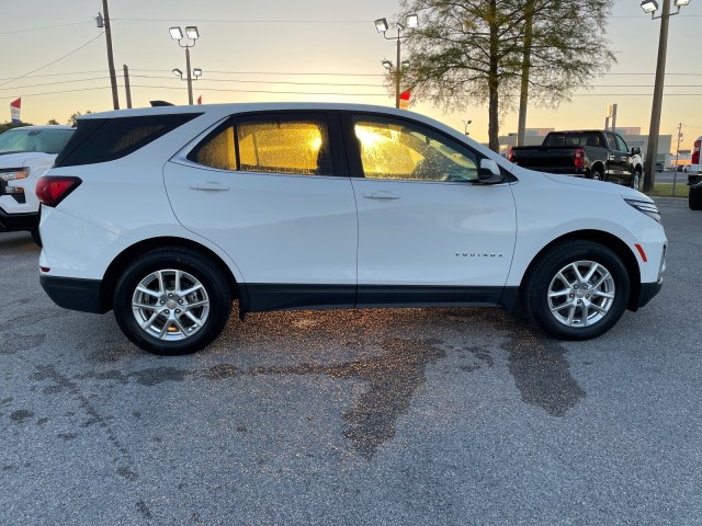 used 2022 Chevrolet Equinox car, priced at $22,995