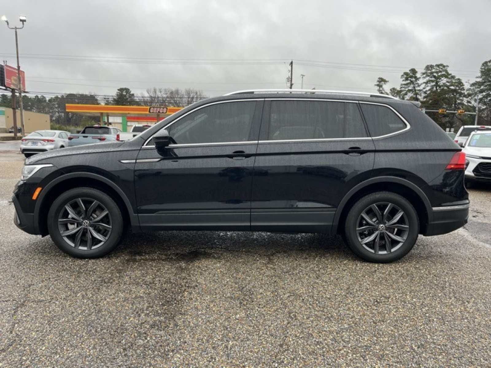 used 2023 Volkswagen Tiguan car, priced at $23,512