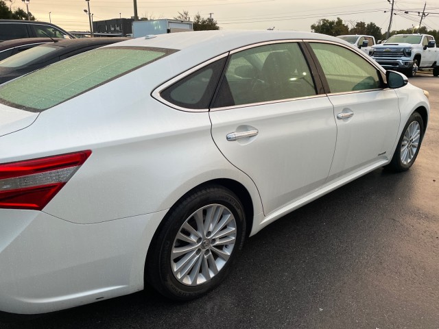 used 2013 Toyota Avalon Hybrid car, priced at $9,995