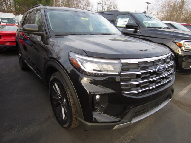 new 2025 Ford Explorer car, priced at $49,640