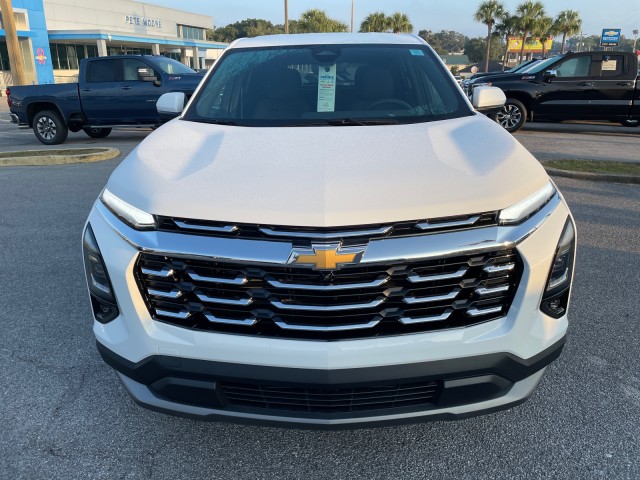 new 2025 Chevrolet Equinox car, priced at $31,080