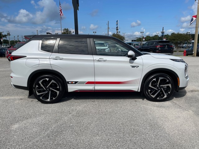 new 2024 Mitsubishi Outlander Plug-In Hybrid car, priced at $47,605