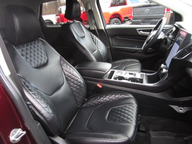 used 2023 Ford Edge car, priced at $31,895