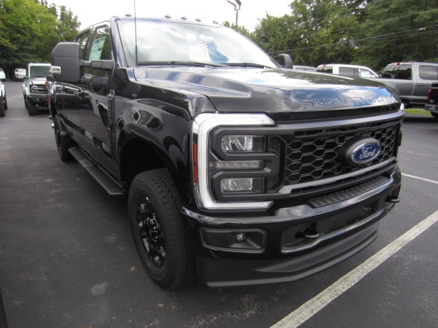 new 2024 Ford F-250 car, priced at $67,990