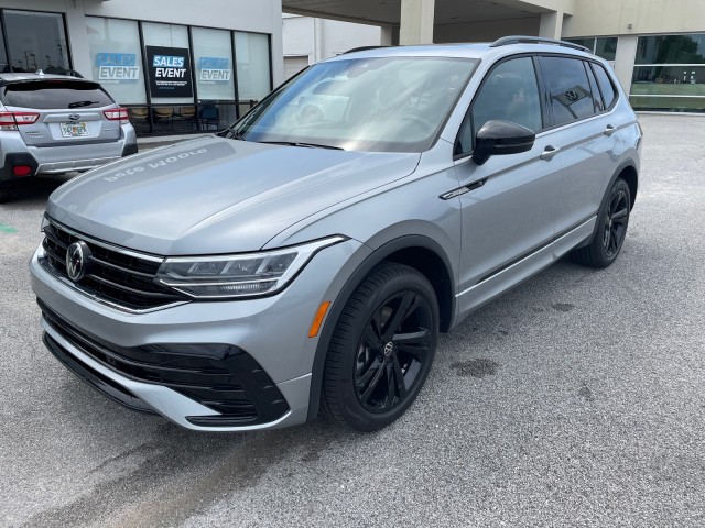 new 2024 Volkswagen Tiguan car, priced at $38,316