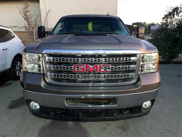 used 2014 GMC Sierra 2500HD car, priced at $15,995