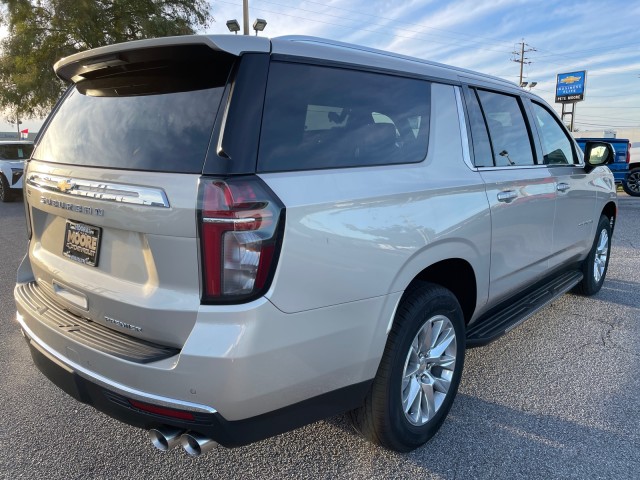 new 2024 Chevrolet Suburban car, priced at $77,915