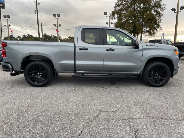 new 2025 Chevrolet Silverado 1500 car, priced at $49,705