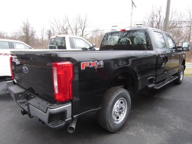 new 2024 Ford F-250 car, priced at $54,795