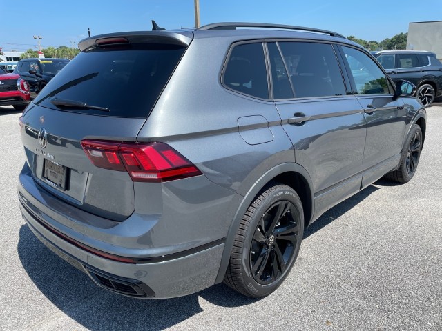 new 2024 Volkswagen Tiguan car, priced at $33,766